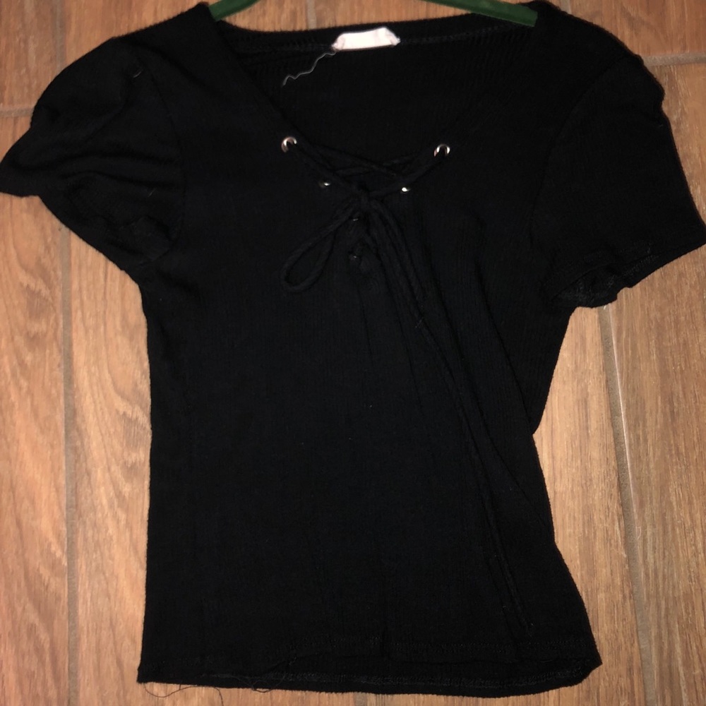 Full tilt size small black tee